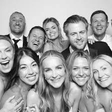 illuminate photo booths